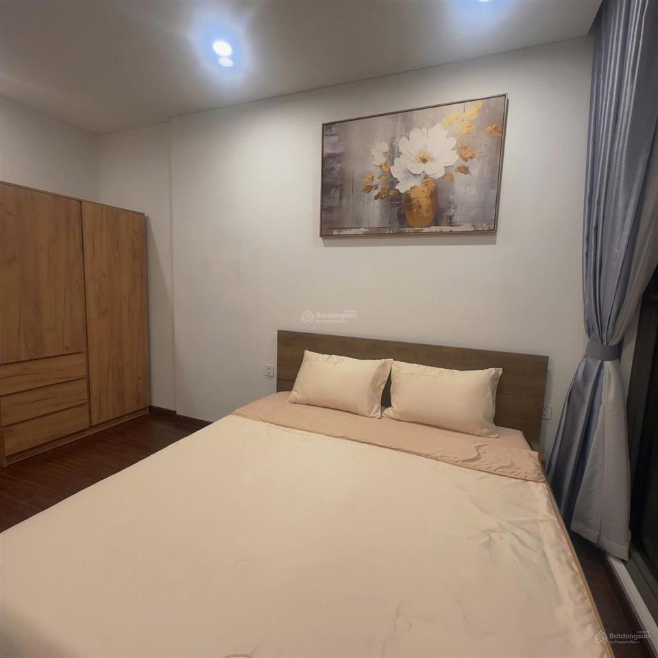 Bán gấp 2n2w 63m giá chỉ 5,150 tỷ , full nt, view thoáng tầng trung toà m1 masteri vinhomes ocp1