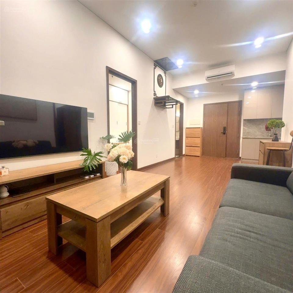 Bán gấp 2n2w 63m giá chỉ 5,150 tỷ , full nt, view thoáng tầng trung toà m1 masteri vinhomes ocp1