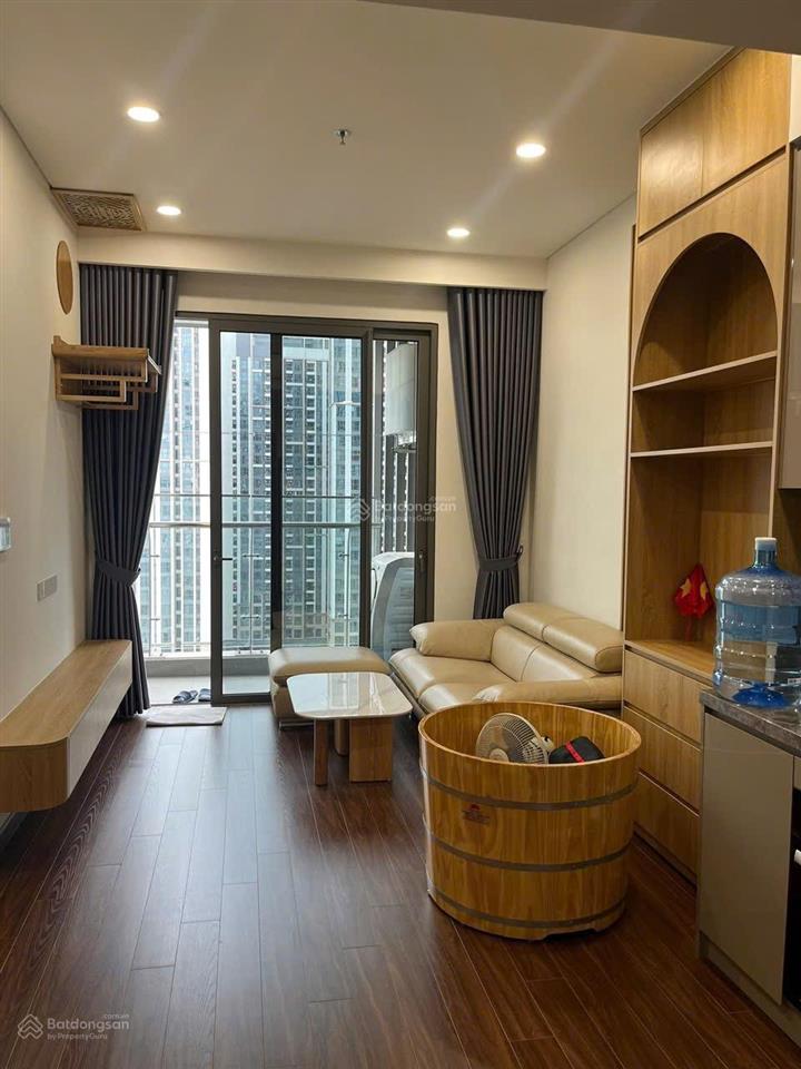 Bán gấp 1n+43m full nt view vinuni, giá chỉ 3,450 tỷ toà h3 tầng trung masteri vinhomes ocp gia lâm