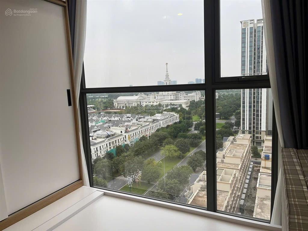 Bán gấp 1n+43m full nt view vinuni, giá chỉ 3,450 tỷ toà h3 tầng trung masteri vinhomes ocp gia lâm