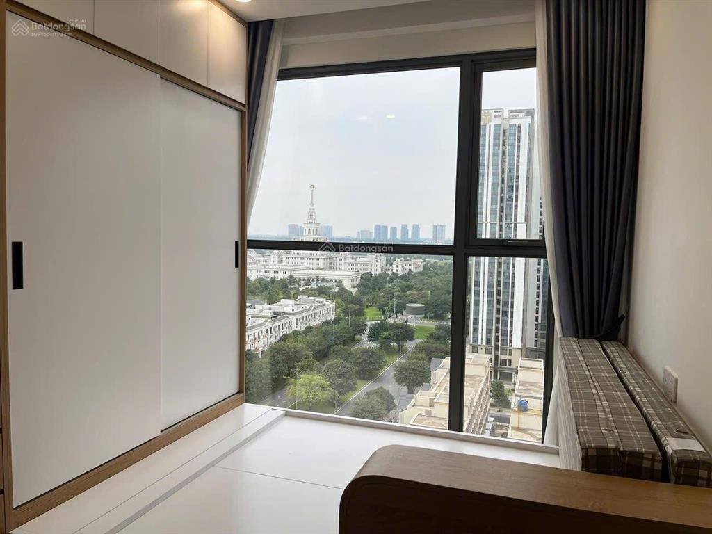 Bán gấp 1n+43m full nt view vinuni, giá chỉ 3,450 tỷ toà h3 tầng trung masteri vinhomes ocp gia lâm