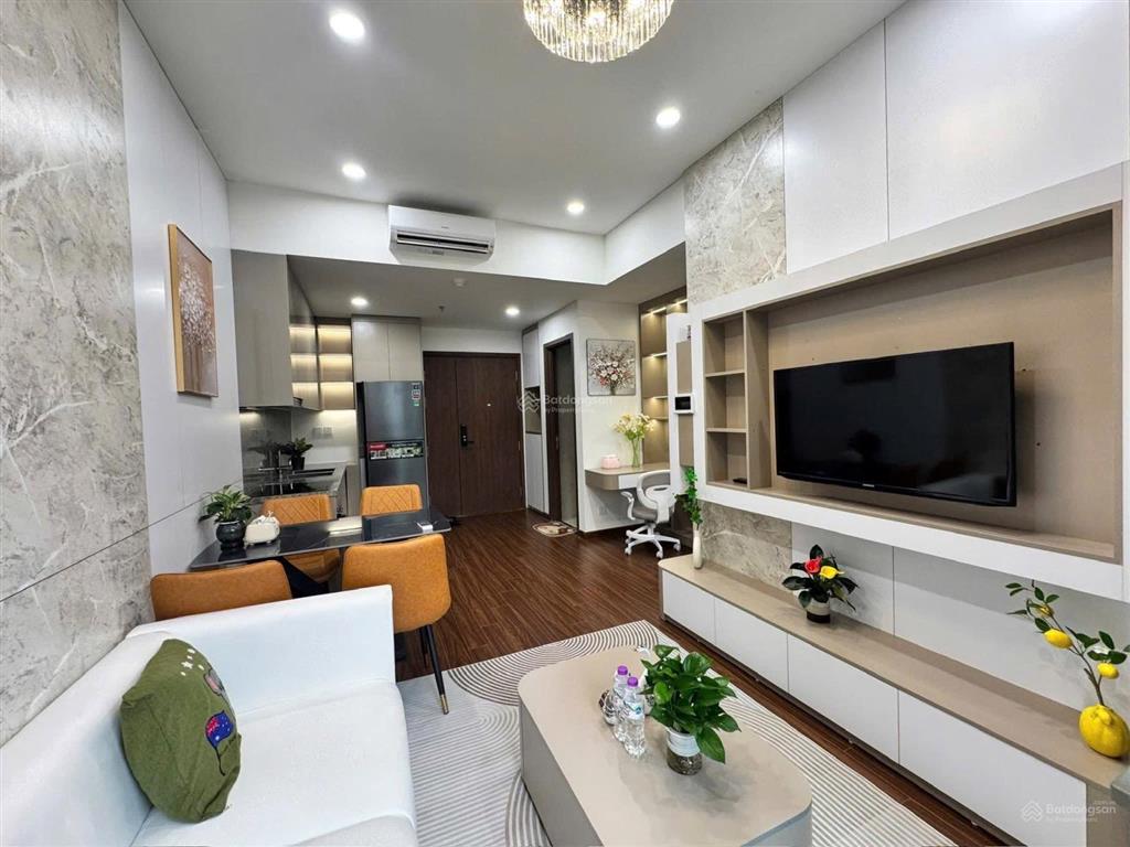 Cắt lỗ sâu 1n+43m giá 3,45 tỷ , sẵn sổ, full nt, toà h2 masteri vinhomes ocean park gia lâm