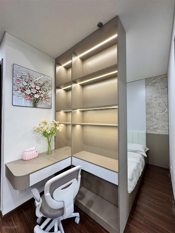 Cắt lỗ sâu 1n+43m giá 3,45 tỷ , sẵn sổ, full nt, toà h2 masteri vinhomes ocean park gia lâm