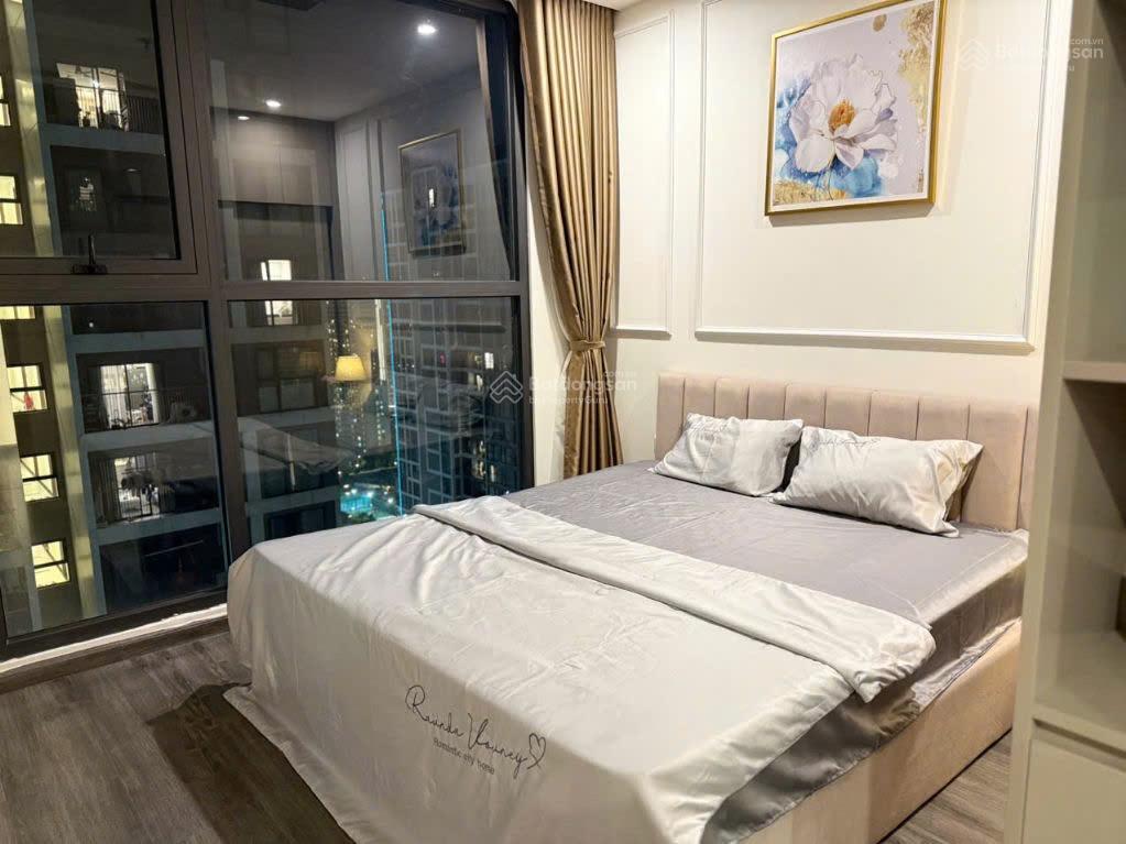 Cắt lỗ gấp 1n + 55m2 full nt luxury giá chỉ 3,65 tỷ view hồ toà r1.03 vinhomes ocean park gia lâm