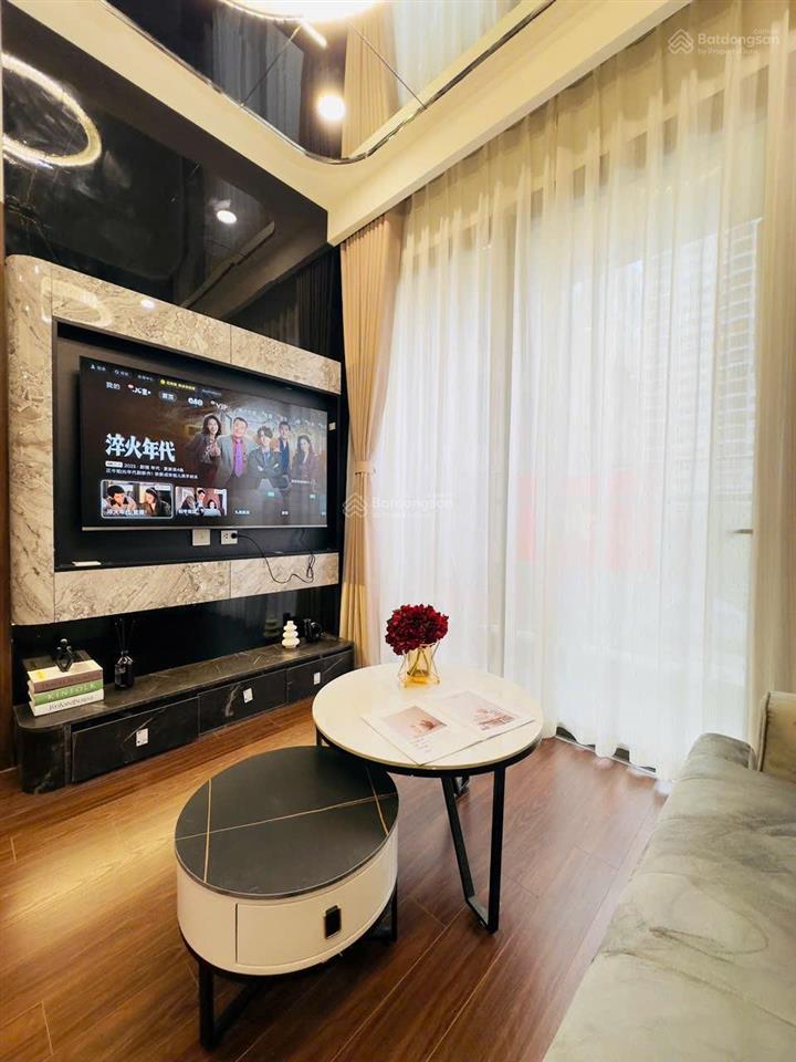 Cho thuê gấp 2n2w giá 10,5tr ( bpdv) full nt ,toà m2 masteri vinhomes ocean park gia lâm