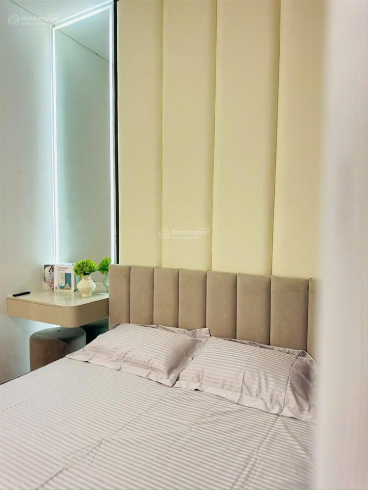 Cho thuê gấp 2n2w giá 10,5tr ( bpdv) full nt ,toà m2 masteri vinhomes ocean park gia lâm