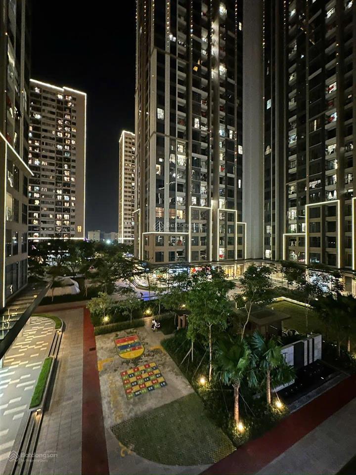 Cho thuê gấp 2n2w giá 10,5tr ( bpdv) full nt ,toà m2 masteri vinhomes ocean park gia lâm