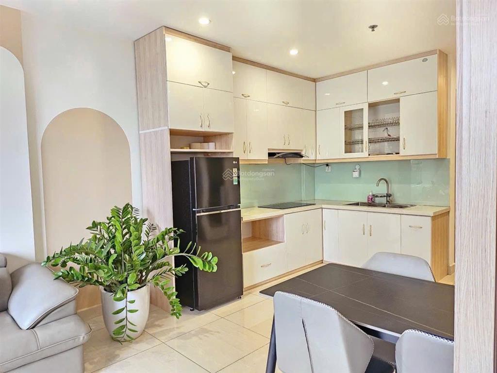 Cho thuê 2n2w full nt đẹp giá 8,5tr vào được luôn toà s1.02 vinhomes ocean park gia lâm
