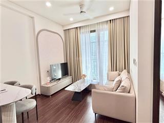 Cho thuê 1n+ full nt tòa h2 giá 9,5tr (đã bpdv) vào được luôn toà h2 masteri vinhomes ocp gia lâm