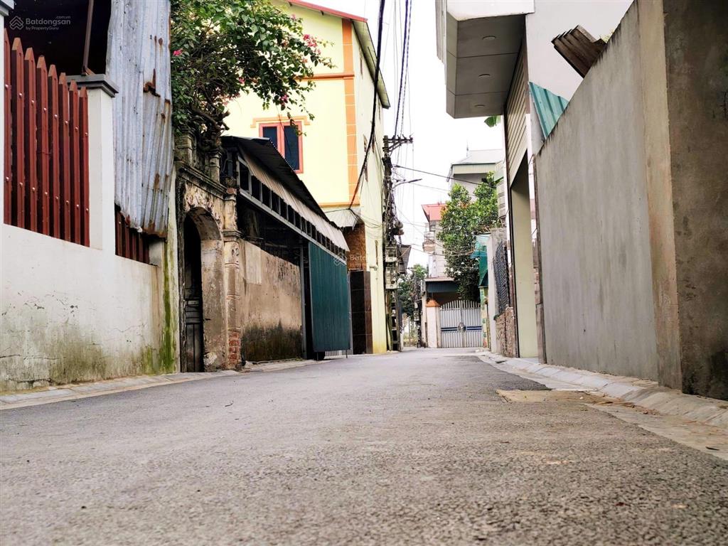 Hàng hiếm tại hà phong thư lâm | nhà 2 tầng ô tô vào tận đất