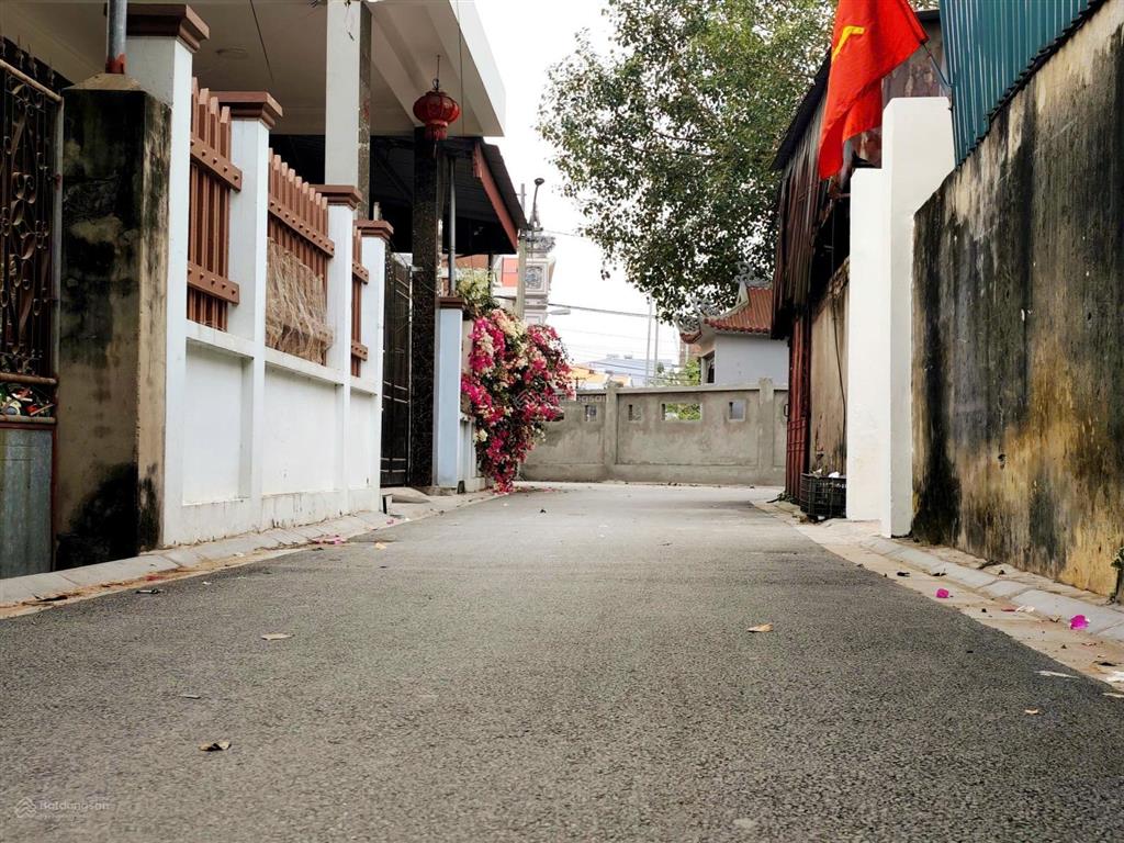 Hàng hiếm tại hà phong thư lâm | nhà 2 tầng ô tô vào tận đất