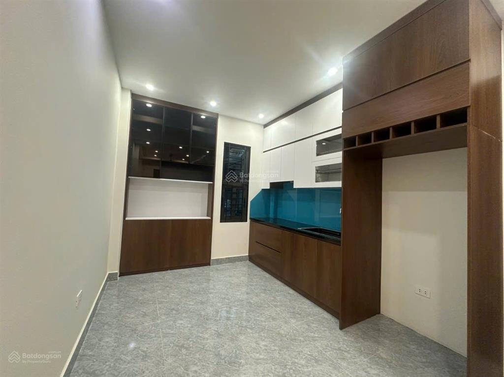 Chính chủ gửi bán căn nhà trung tâm thị trấn đông anh nhỉnh 4 tỷ