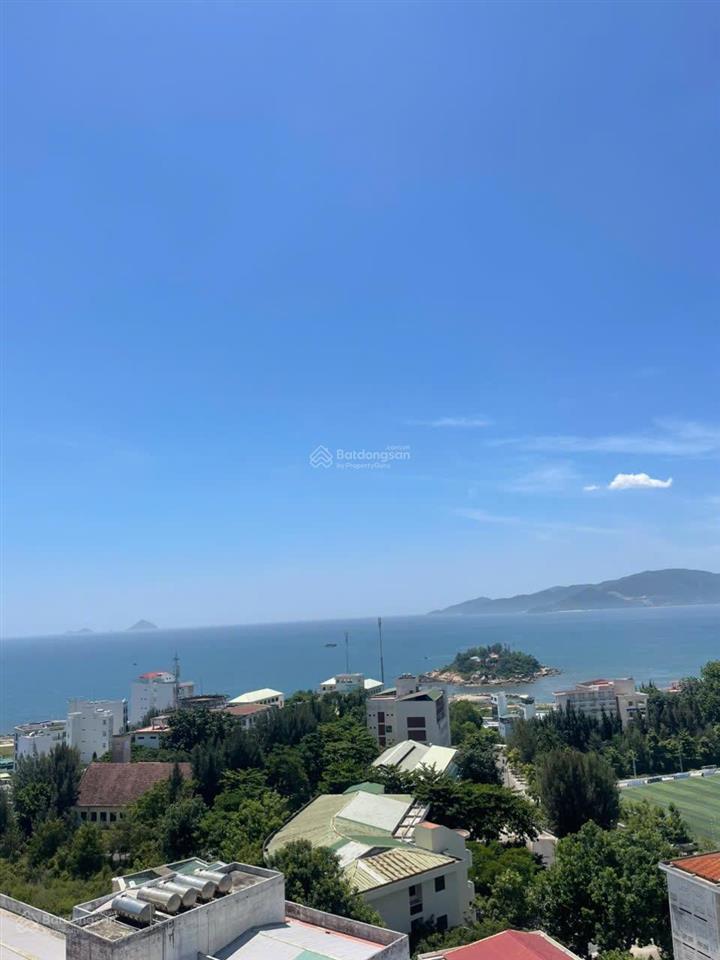 Bán căn hộ napoleon nha trang view chính biển 3 phòng ngủ giá tốt