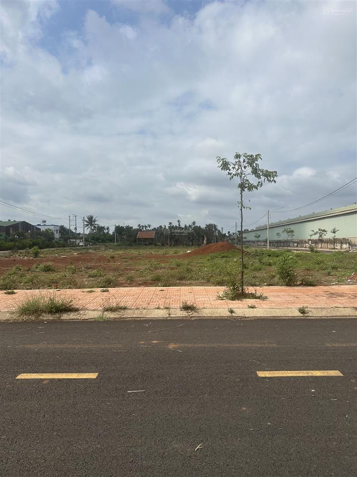 Bán đất mặt tiền phạm văn đồng, km5 thành phố buôn ma thuột