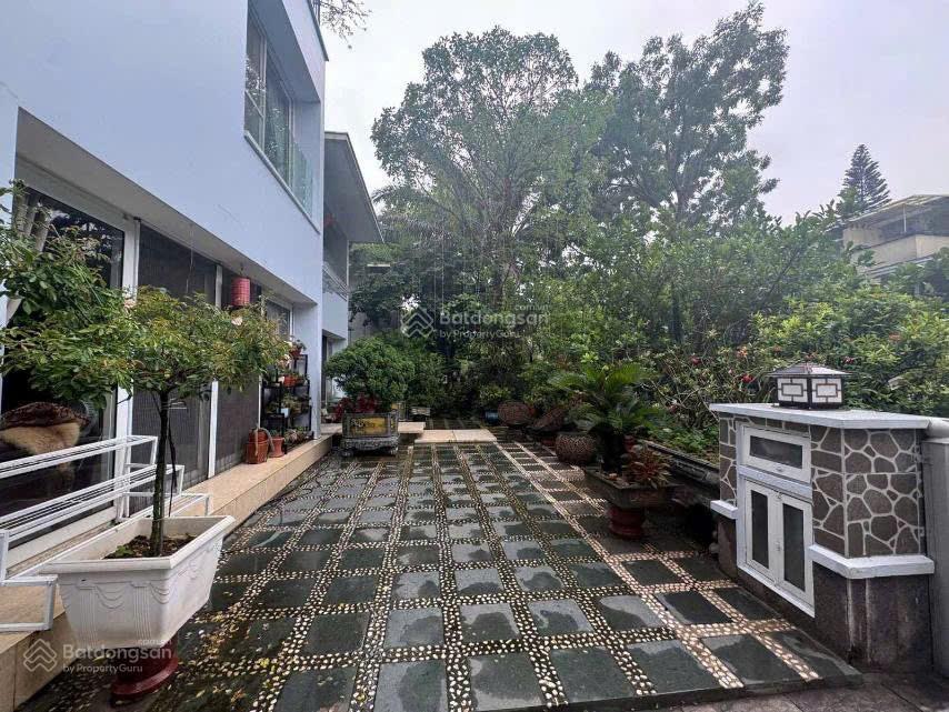 Bán gấp biệt thự đơn lập vườn mai tại ecopark giá tốt nhất thị trường