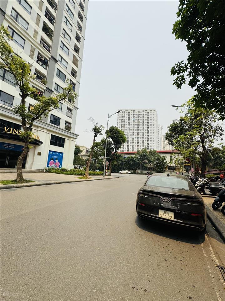 Bán shophouse đối diện tòa t1 times city hàng hiếm dòng tiền khủng