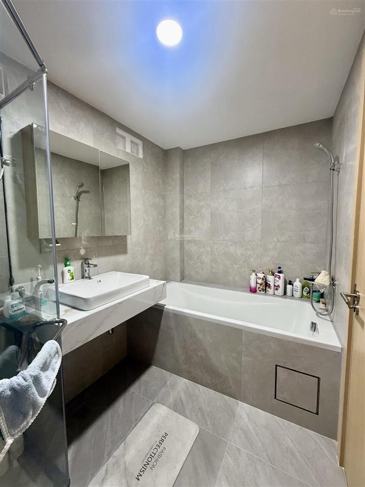 Bán nhà chính chủ trần quang diệu, quận 3 nhà mới xây đẹp