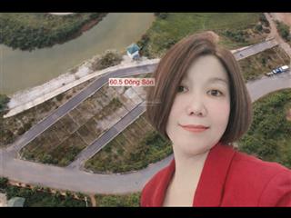 Chinh chủ bán lô đất đấu giá đông sơn ô tô đổ cửa dt 61 m * 5 m mt giá nhỉnh 1 tỷ