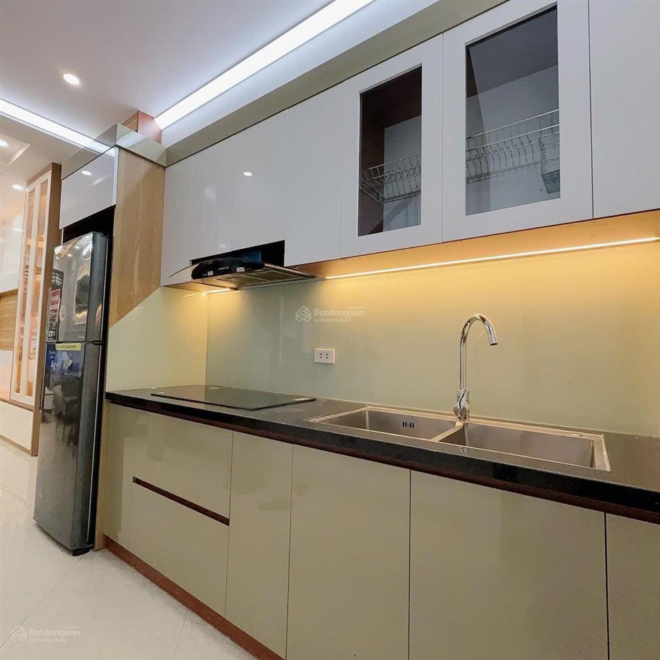 Bán nhà riêng tại dương nội, diện tích 45m2 * 4 tằng, ô tô tránh kinh doanh đỉnh, giá hơn 8 tỷ