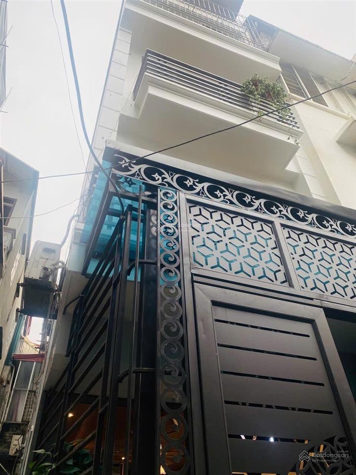 Bán nhà ỷ la dương nội hà đông 43m2, 5 tầng có ô chờ thang máy, giá chỉ 5,3 tỷ, khu dân trí cao.