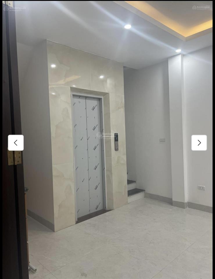 Siêu phẩm nhà đẹp la khê  hà đông * 35m2 * 5 tầng thang máy * full nội thất * giá 7.1 tỷ