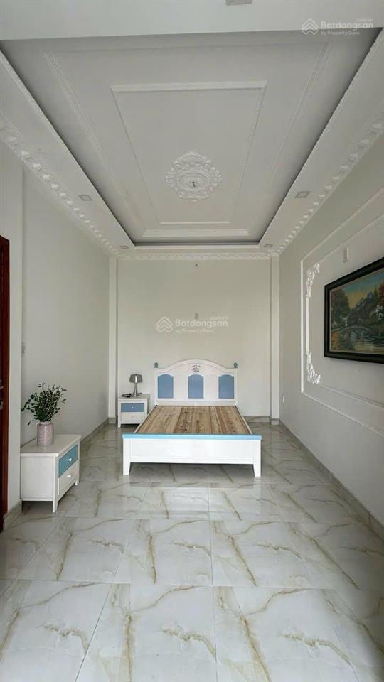 Nhà căn góc 2 mặt thoáng kế bên phú mỹ hưng 4 tầng 7x13m
