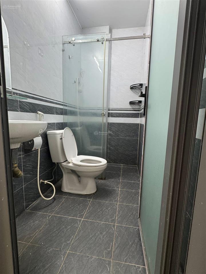 Cho thuê nr chính chủ giá siêu hời tại 323/16/ minh phụng, 13 triệu, 45m2