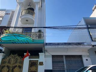 Bán đất tặng nhà cấp 4 mặt tiền lê văn sĩ vị trí gần biển vị trí đẹp phù hợp kinh doanh