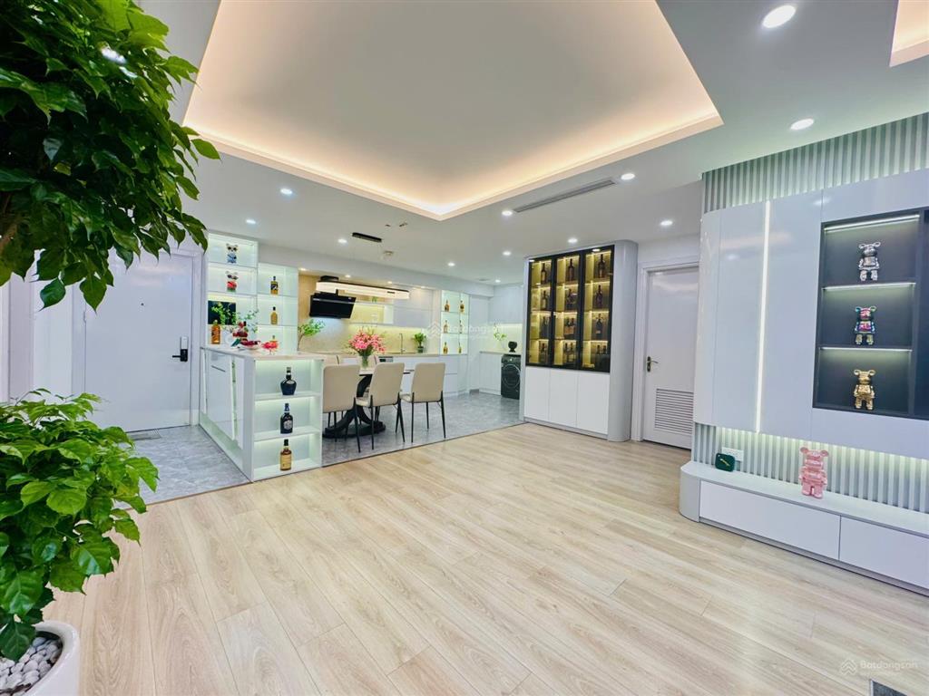 Bán căn hộ cc 3n,2wc goldmark city, 99m2, 7,8 tỷ tại hồ tùng mậu, bắc từ liêm, hn. 0988 121 ***