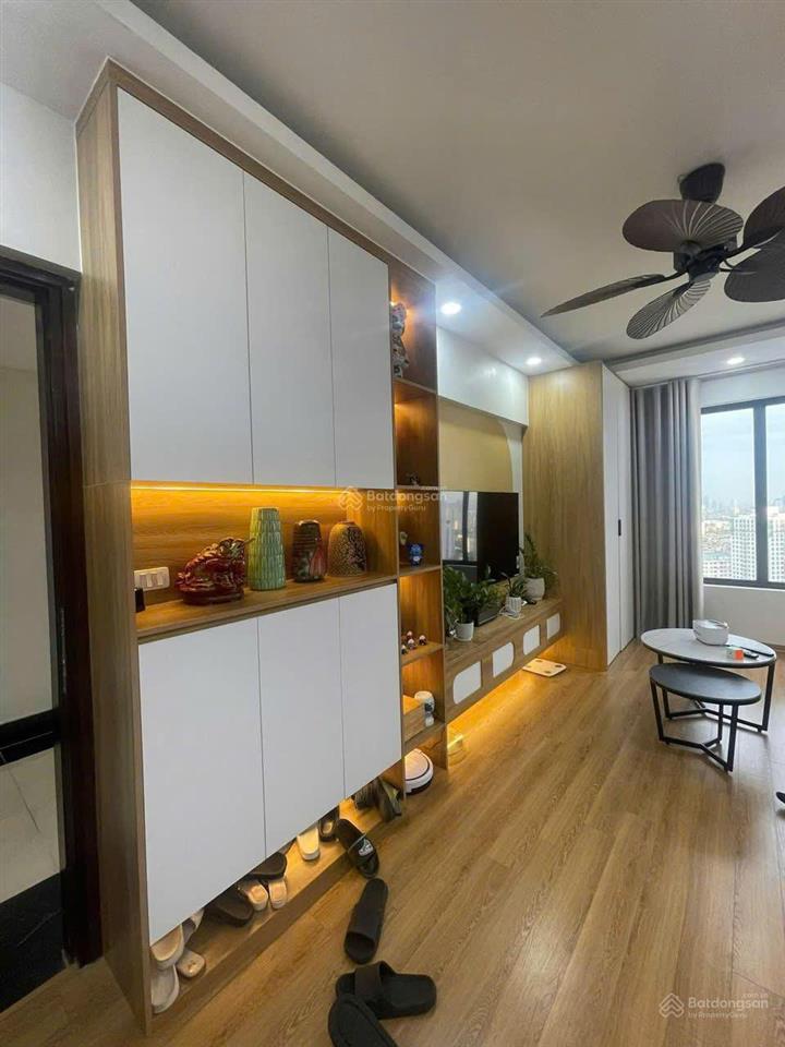 Bán căn hộ chung cư 2n,2wc tại green stars,rộng 65m2 gía chỉ 5,6 tỷ. 0988 121 ***