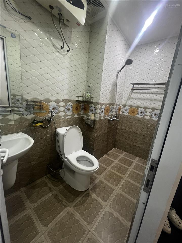Bán ch green stars, tầng 15 + 2n, 2wc, diện tích 70m² trên sổ giá chỉ 6,7 tỷ (có ban công khách)