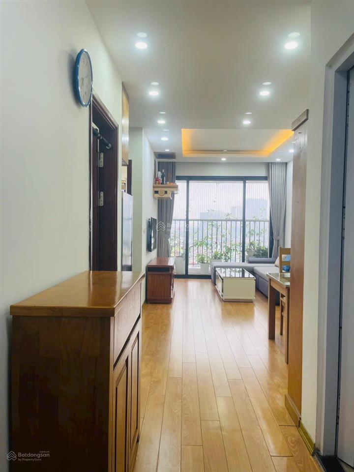Bán ch green stars, tầng 15 + 2n, 2wc, diện tích 70m² trên sổ giá chỉ 6,7 tỷ (có ban công khách)