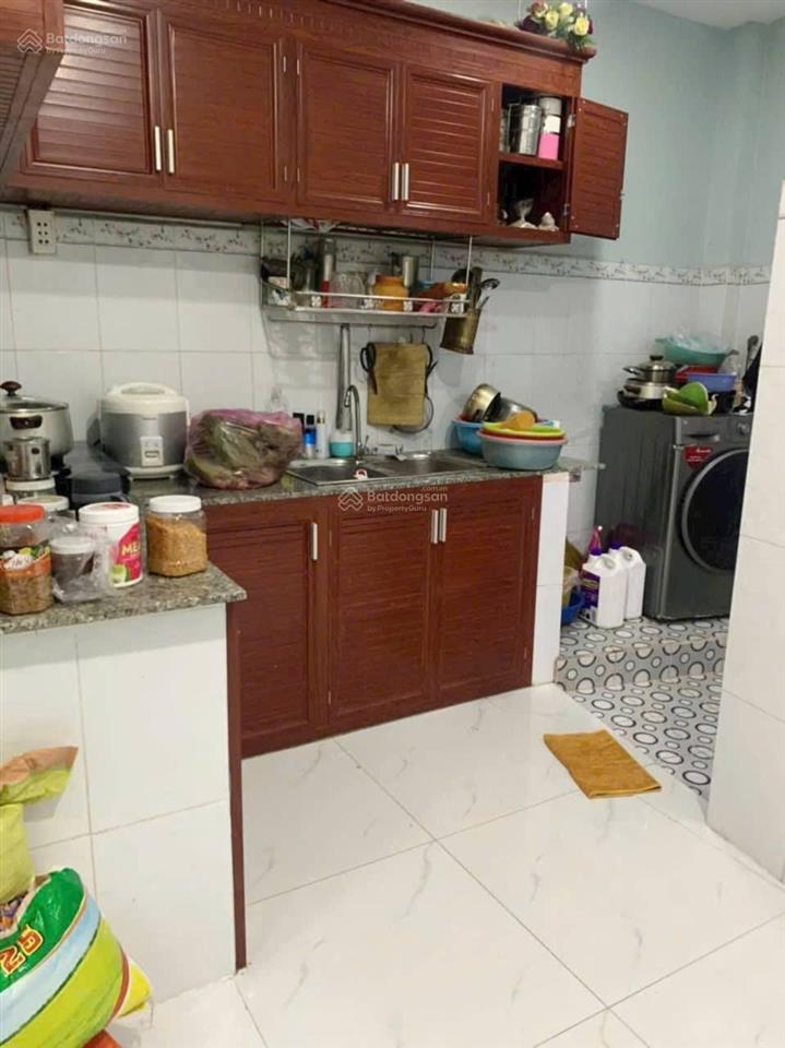 Bán nhà nát đ. xóm giữa  tân nhựt  bình chánh vay ngân hàng 60  70%