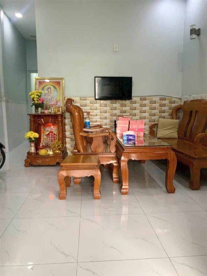 Bán nhà nát đ. xóm giữa  tân nhựt  bình chánh vay ngân hàng 60  70%