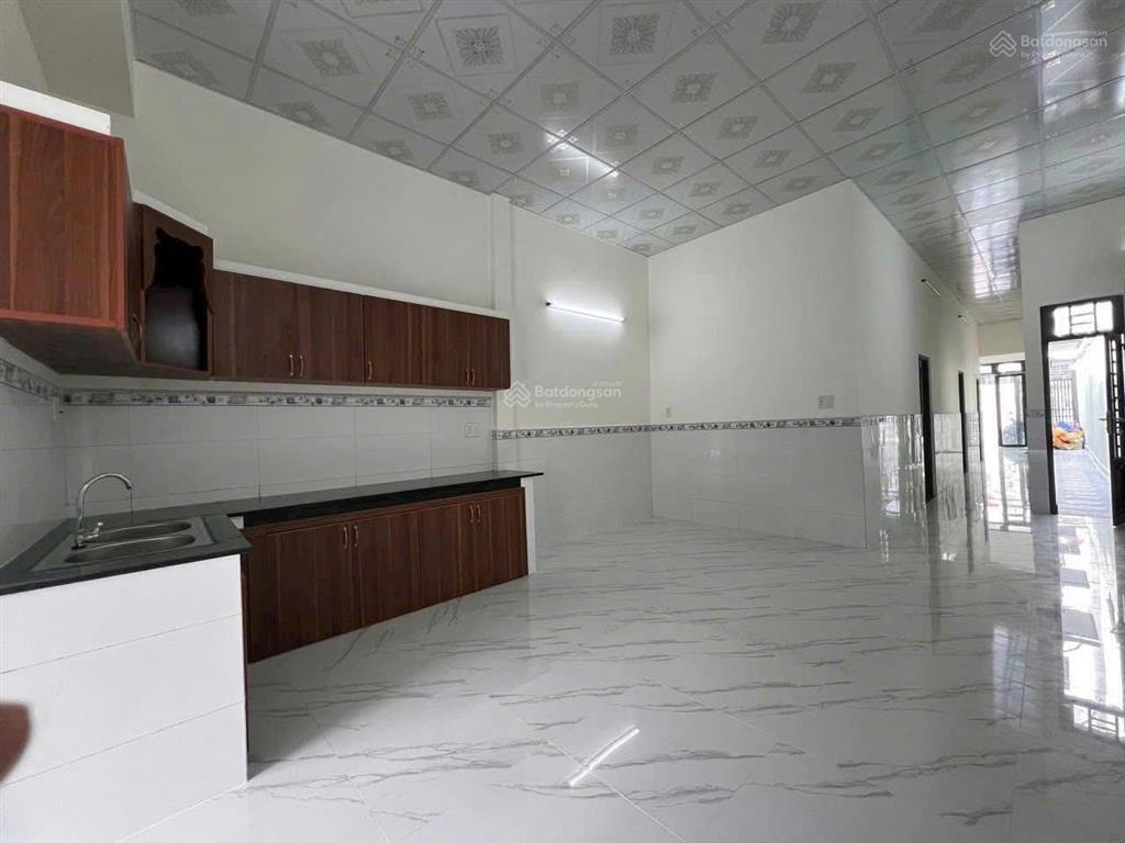 Chủ sang gấp nhà cấp 4 trong tuần mt trịnh như khuê ngay chợ bình chánh, dt 115m2