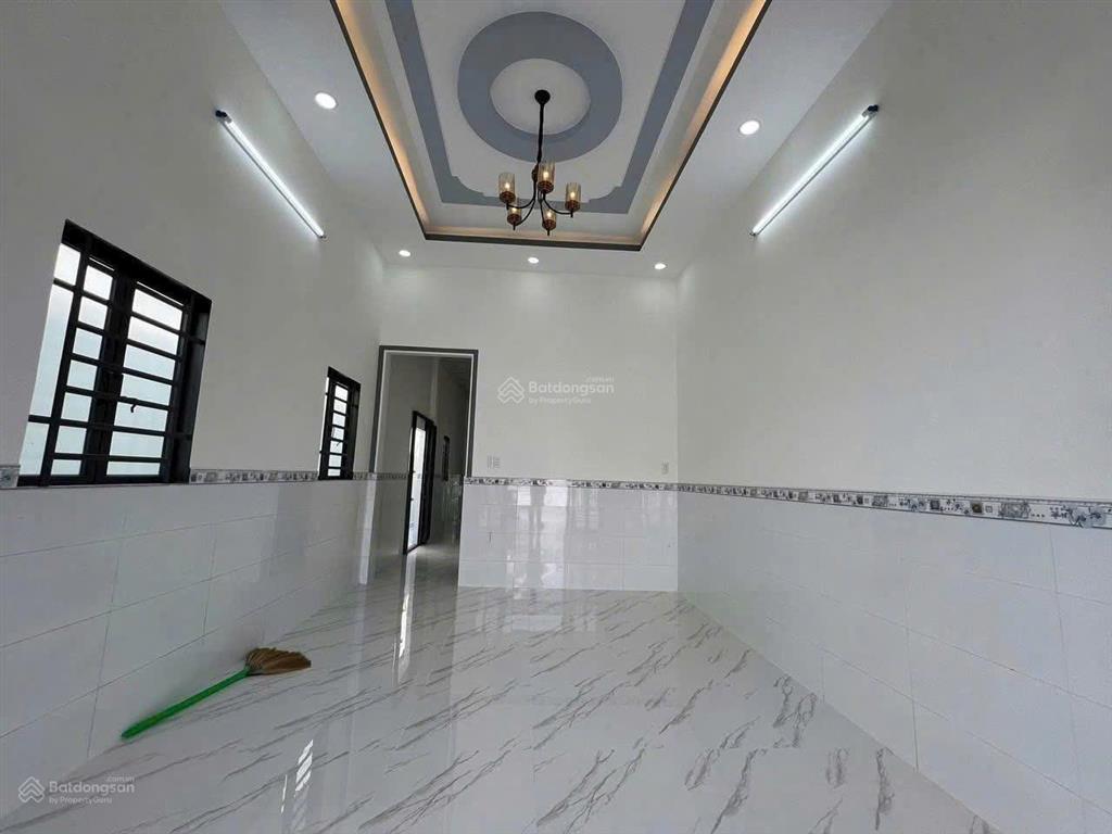 Chủ sang gấp nhà cấp 4 trong tuần mt trịnh như khuê ngay chợ bình chánh, dt 115m2