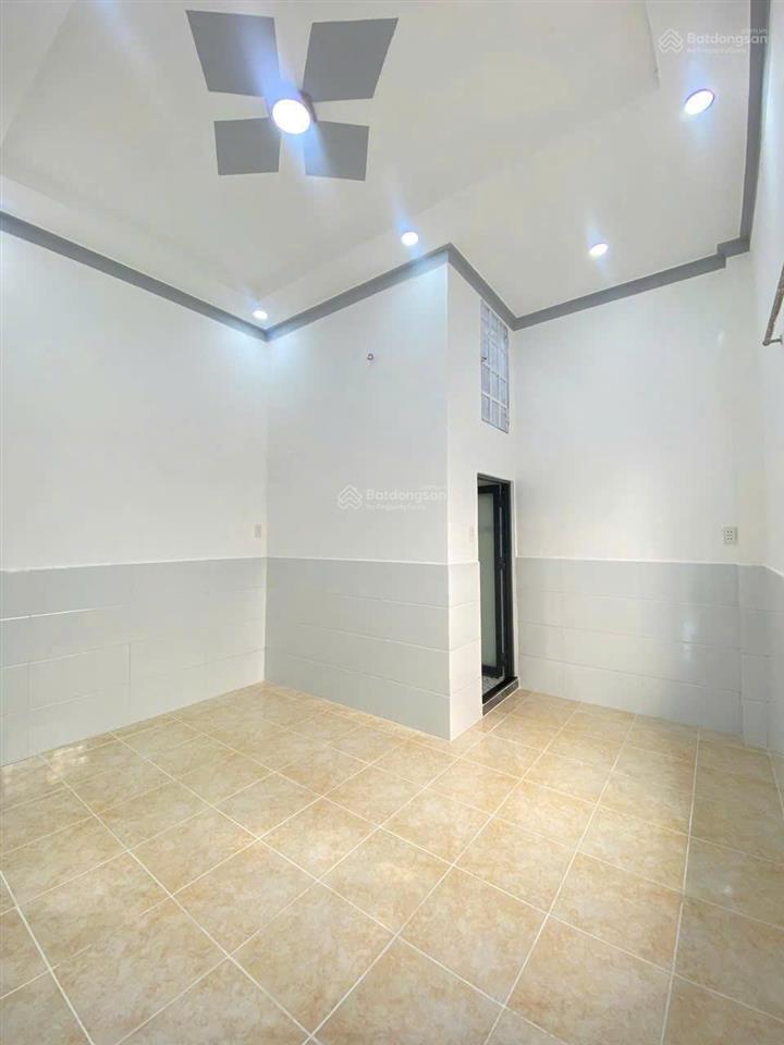 Chủ kẹt tiền bán gấp căn nhà tâm huyết 80m2 ngay chợ bờ ngựa