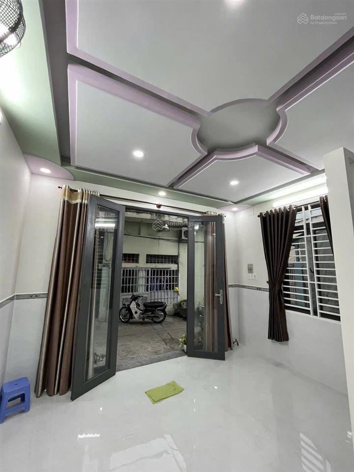 Chính chủ cần ra gấp nhà trệt lầu 60m2 ở ngay chợ phú lạc ql50, gần bến xe q8