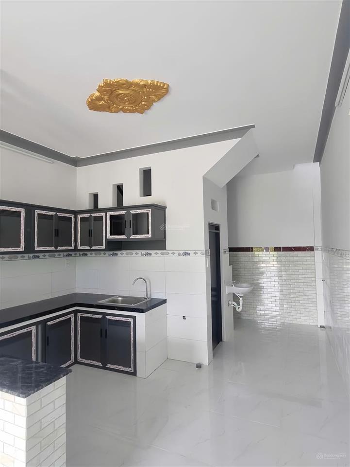 Chủ tất toán ,toàn quyền bên ngân hàng thanh lý căn nhà 50m2 ngay đường tân kdc phong phú 4
