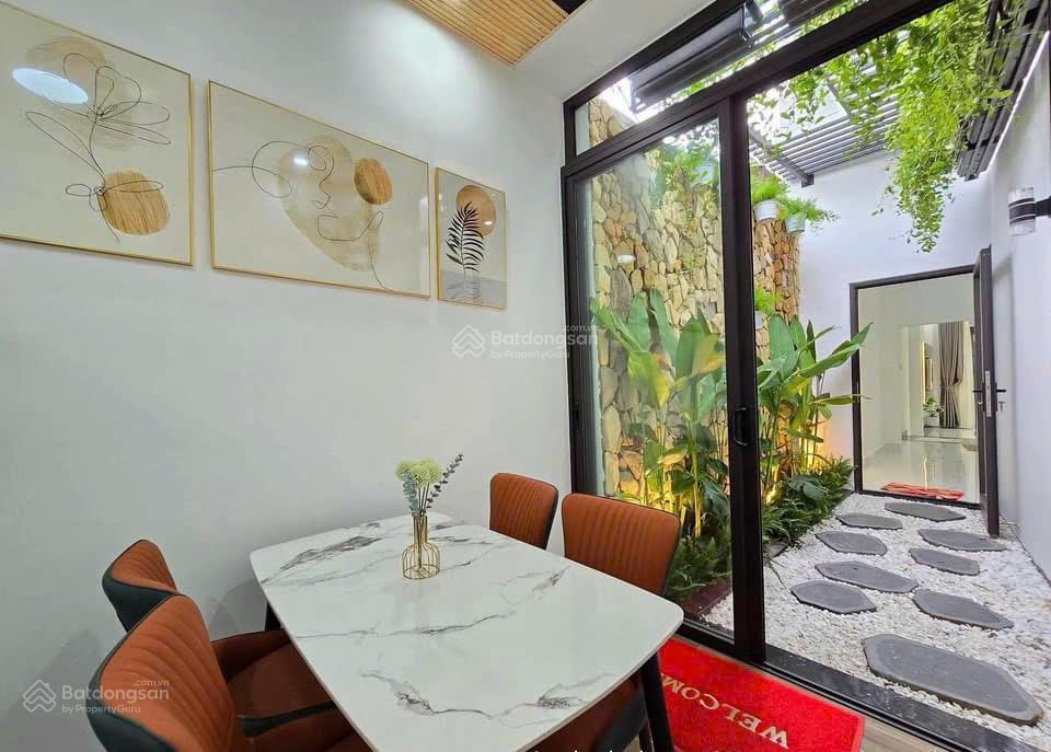 Thanh lý gấp trong tuần nhà trệt lầu 80m², ngay tt tân túc