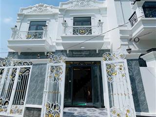 Cô chú lớn tuổi kẹt bank thanh lý gấp căn nhà ngay kdc gia hoà 2 tỷ 090