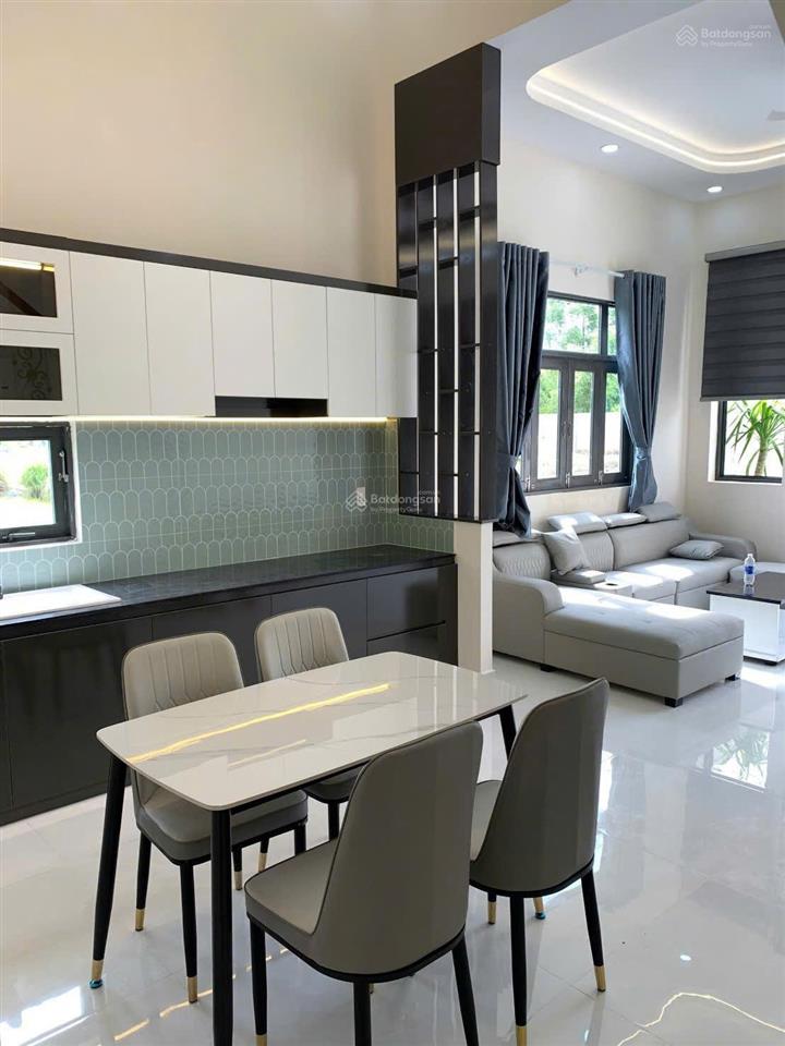Anh chị 6 ra gấp căn nhà trệt lửng ngay trịnh quang nghị để chuyển về trung tâm lo cho con gái học