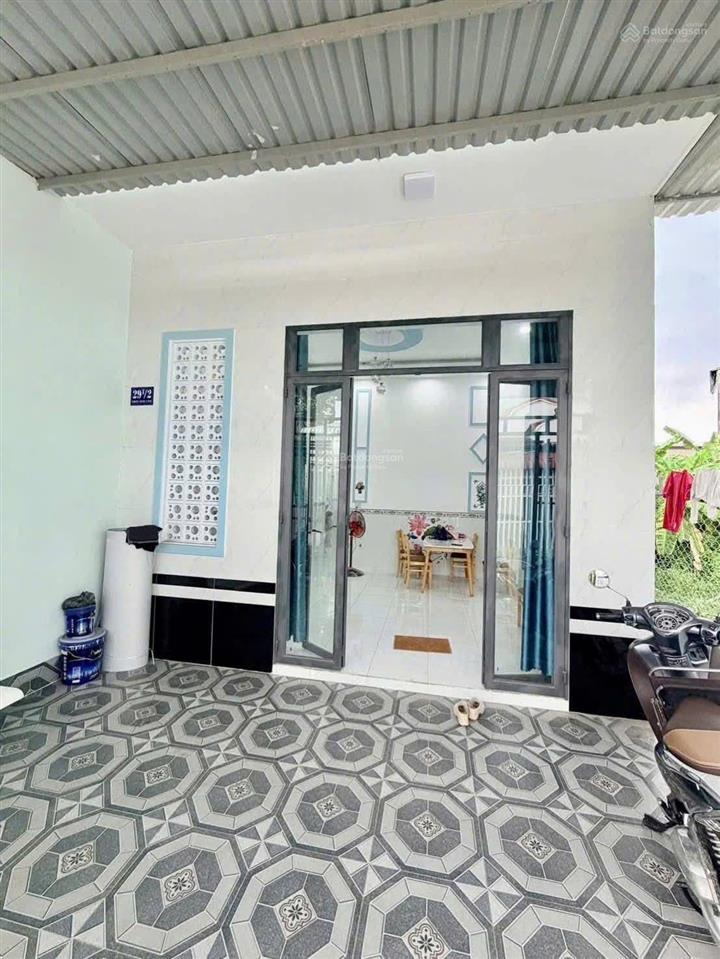 Chính chủ cần bán gấp căn nhà c4 96.6m2phù hợp ở lâu dài và an cư nằm ngay bv đa khoa bình chánh