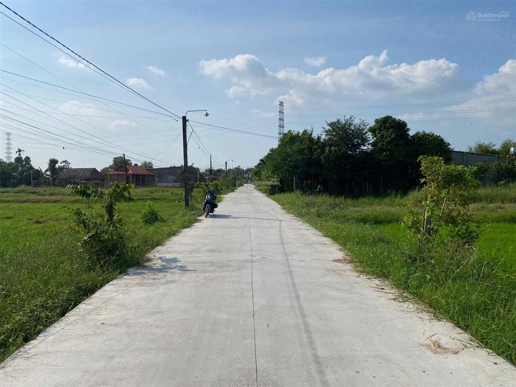 Chính chủ cần bán gấp lô đất siêu phẩm cn 597m2 thổ cư 100% nằm giữa 02 đại đô thị vingroup