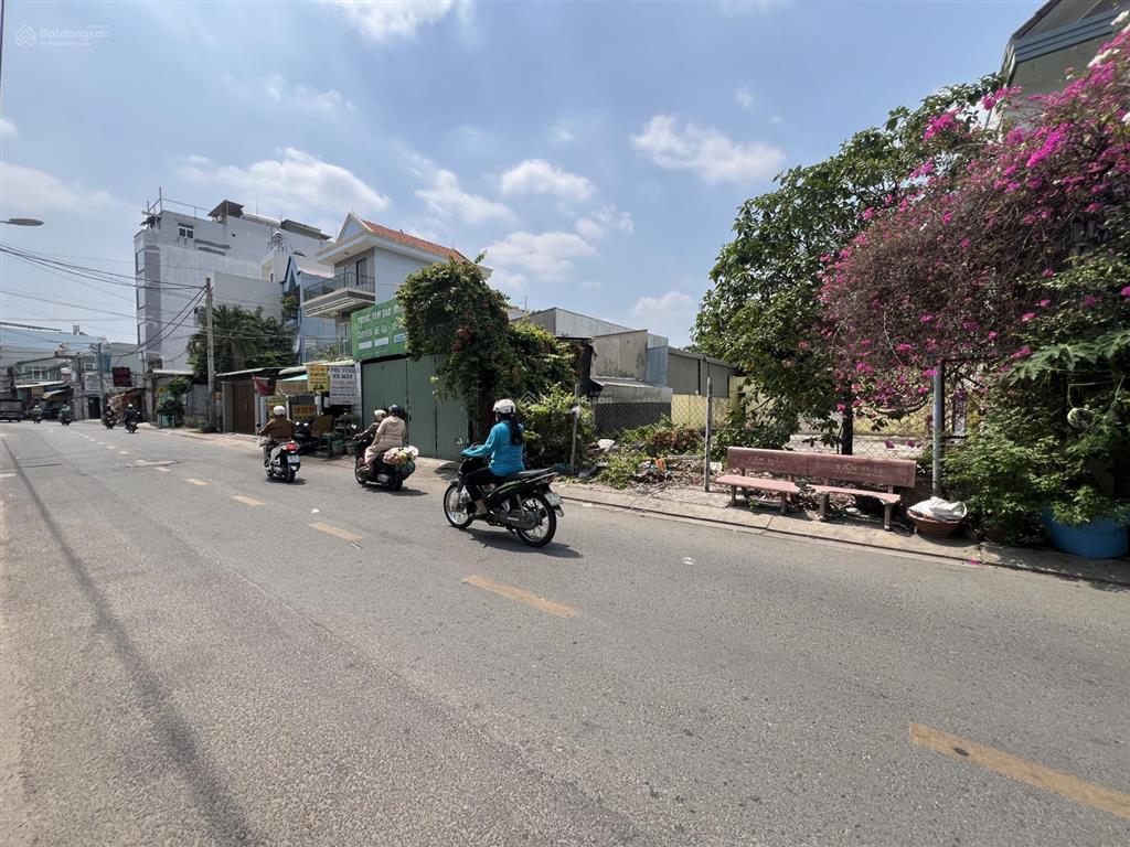Gia đình cần cho thuê đất lâu dài tại mặt tiền đường hà đặc kế bên coopmart nguyễn ảnh thủ