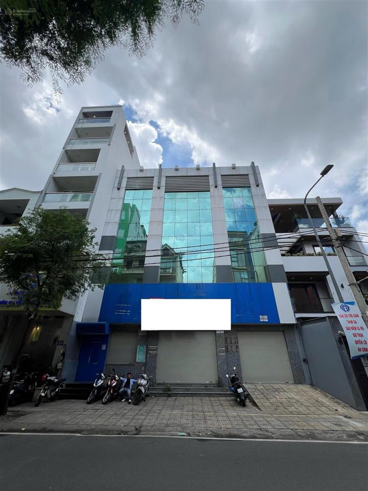 Chính chủ cần cho thuê gấp nhà nc mặt tiền đường ngô quyền, kế bênh bệnh viện đh y dược tp.hcm