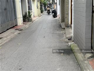 Bán nhà thanh am long biên dt 49m2x5 tầng ô tô gần vài bước ra chợ dân sinh ở sướng