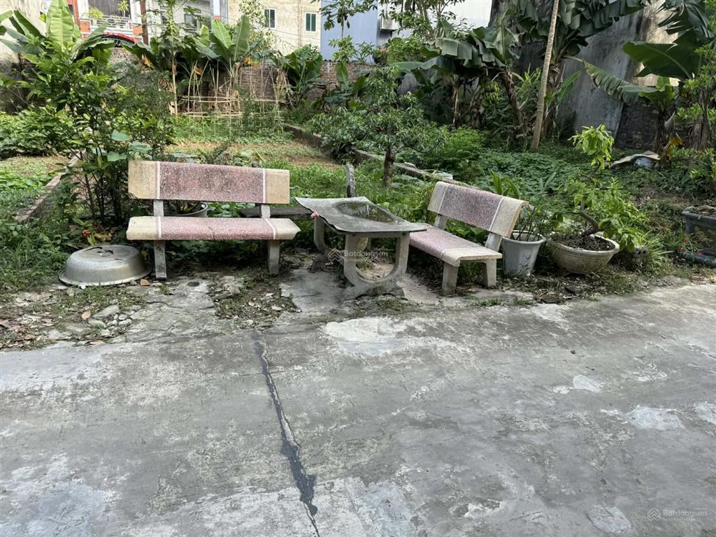 Bán đất lệ chi gia lâm 50m2 giá rẻ chỉ 1 tỷ 9, sổ đỏ chính chủ, gần trường học, khu dân trí cao