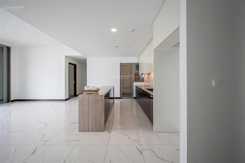 Căn hộ 3pn+ empire city view sông trực diện ntcb cho thuê chỉ 75 triệu