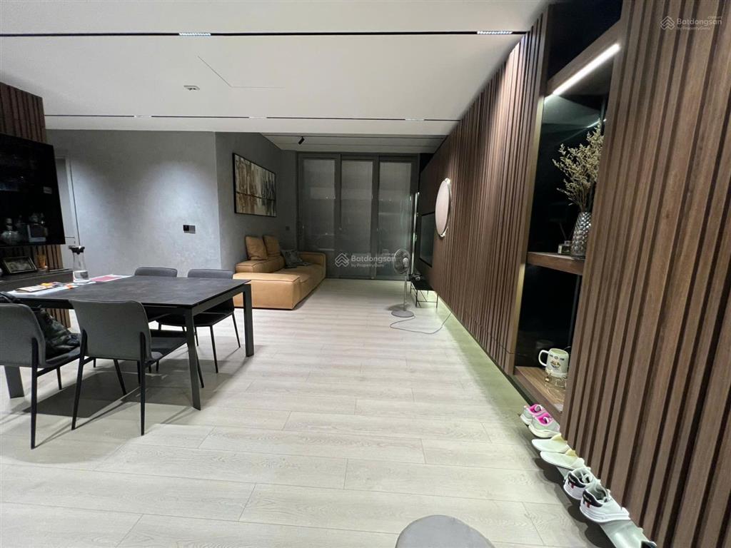 Empire city 2pn fnt chỉnh chu có sẵn hđt giá tốt sang nhượng 19.5 tỷ   0363 810 ***